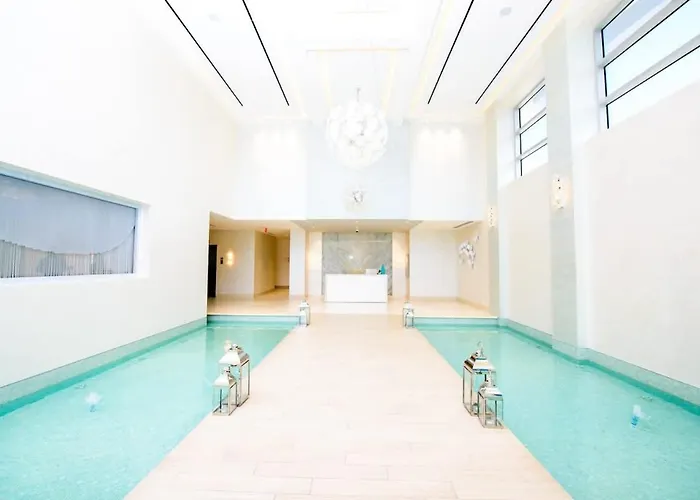 Modern Condo At One Cable Beach With Balcony